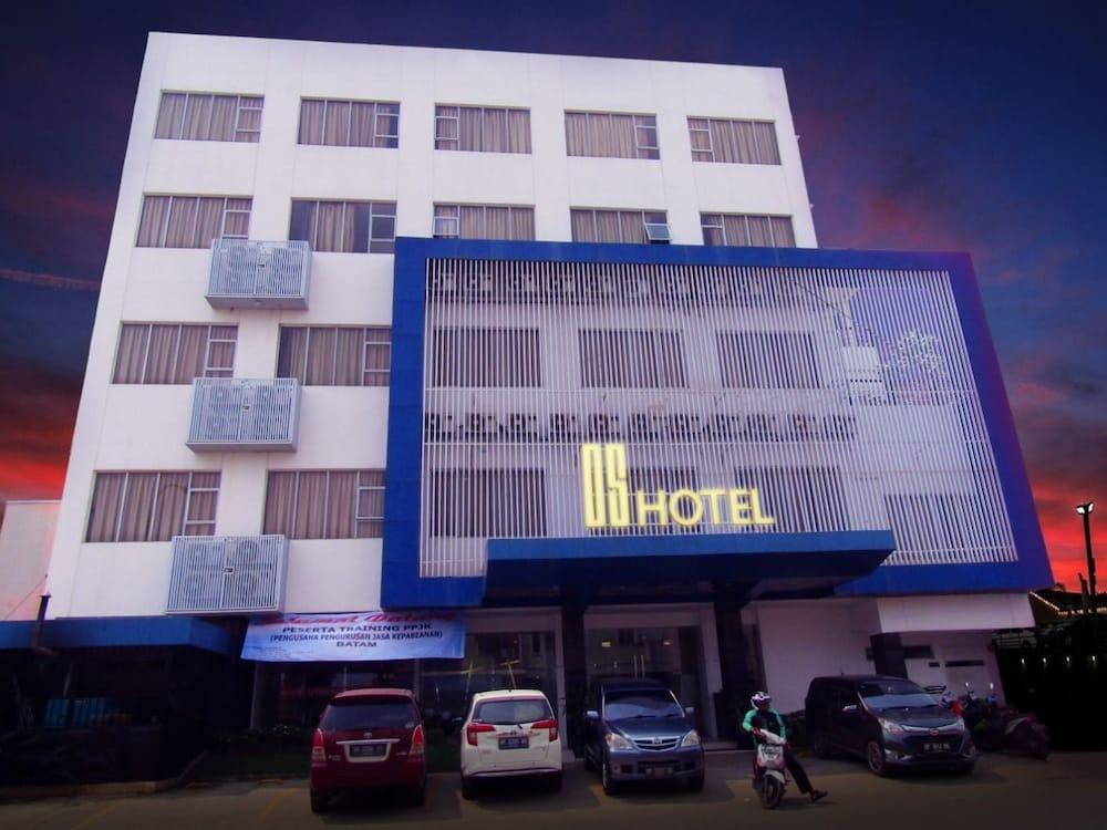 Os Hotel Airport Batam Экстерьер фото