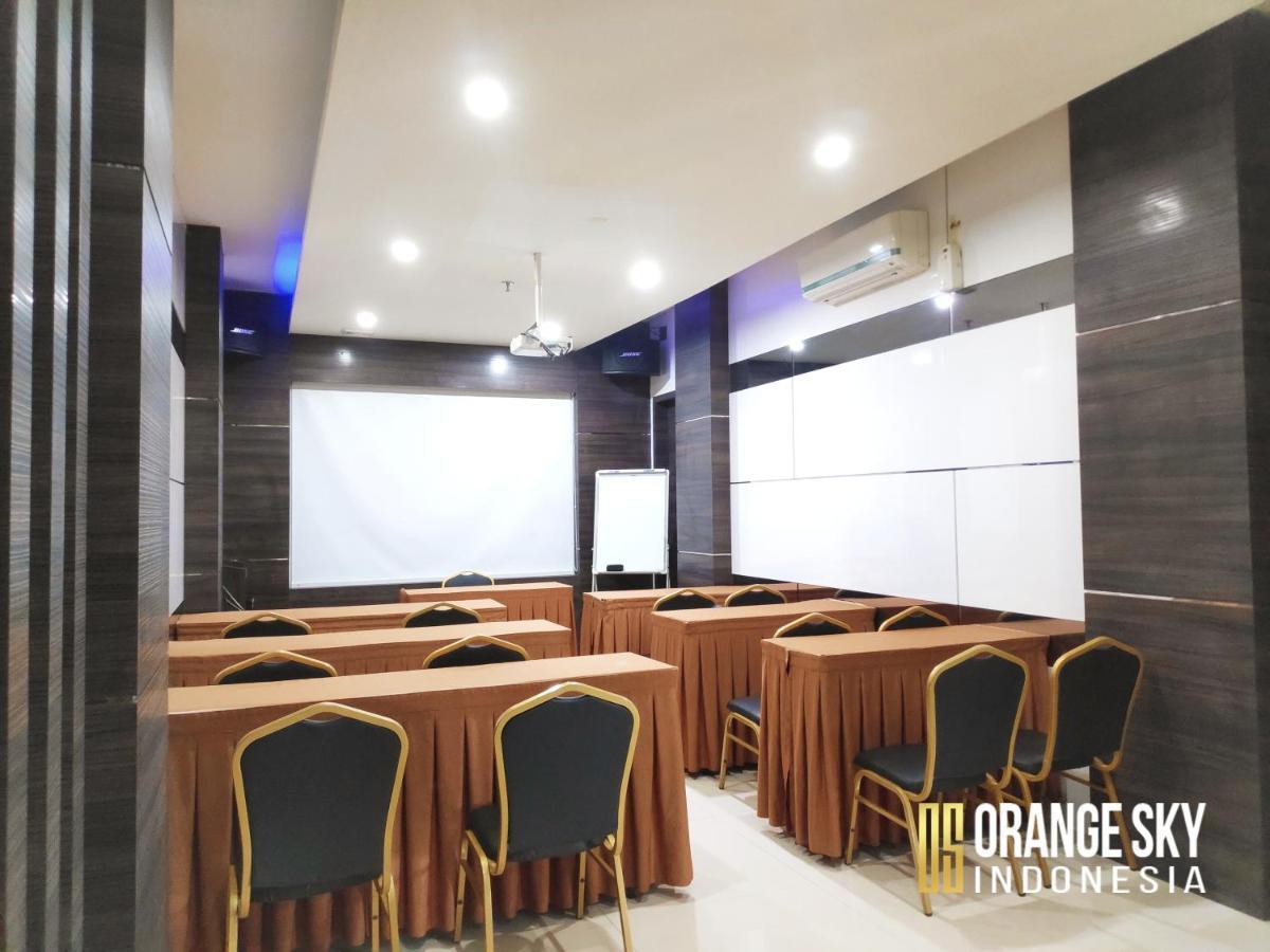 Os Hotel Airport Batam Экстерьер фото